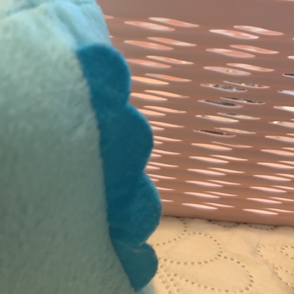 SOLD. 2 Sumikko Gurashi Tokage plushies - Picture 9 of 11